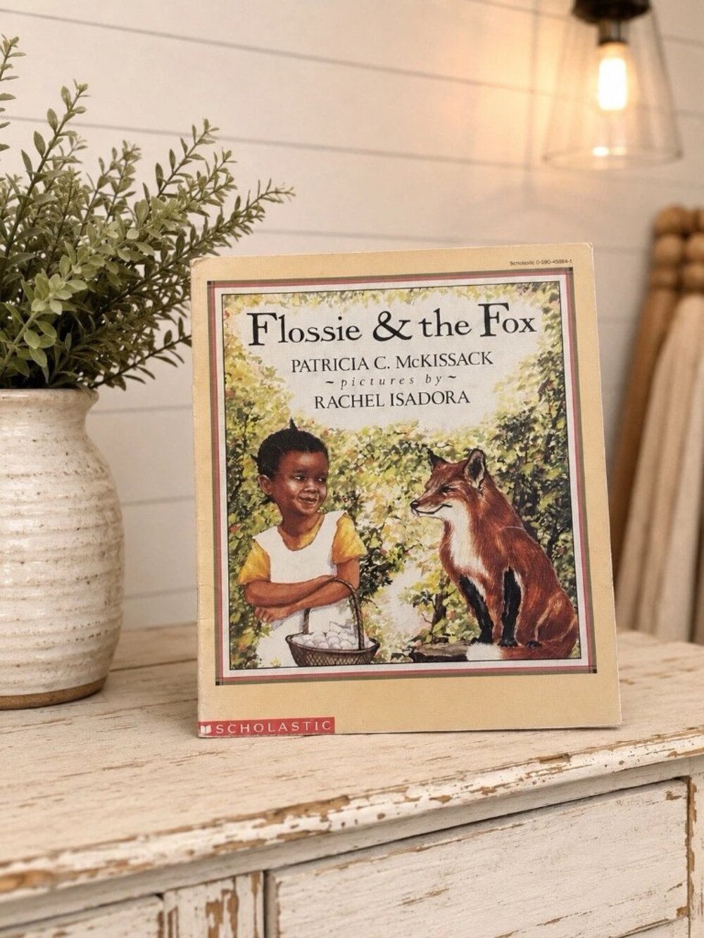 Flossie & the Fox First Edition 1992 Scholastic Paperback